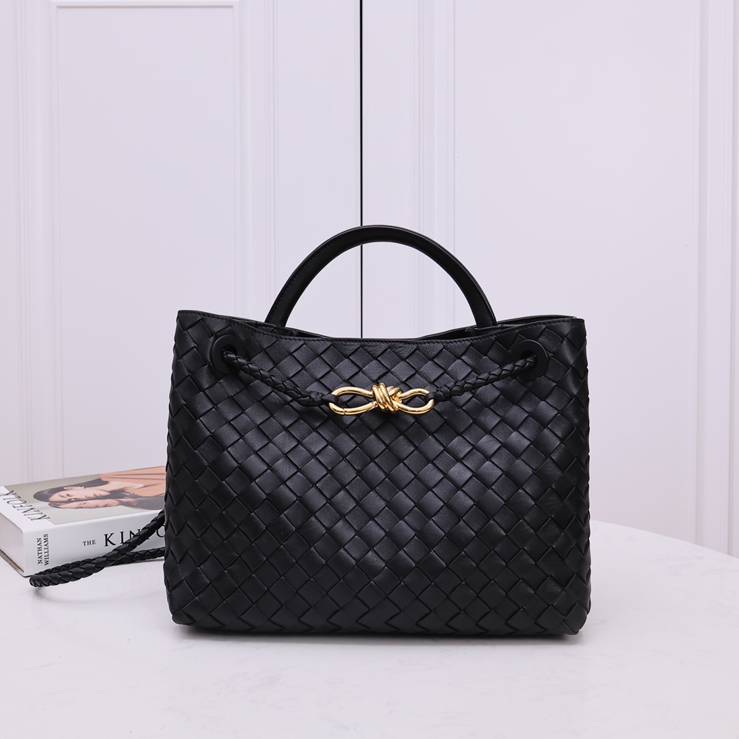 Bottega Veneta Medium Andiamo - DesignerGu