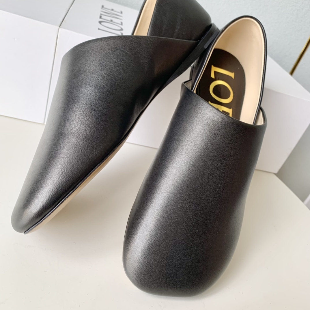 Loewe Toy Slipper In Goatskin - DesignerGu