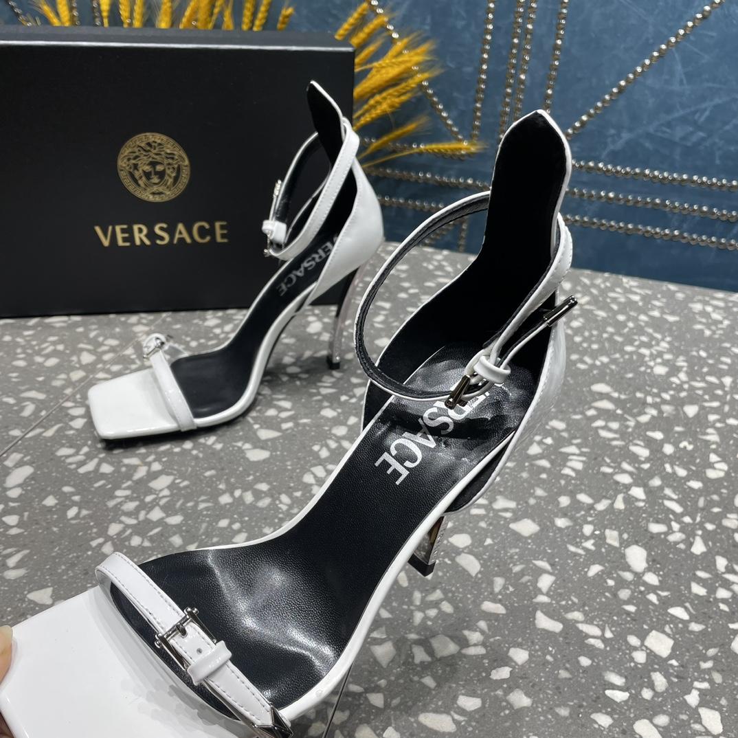 Versace Pin-Point Sandals - DesignerGu