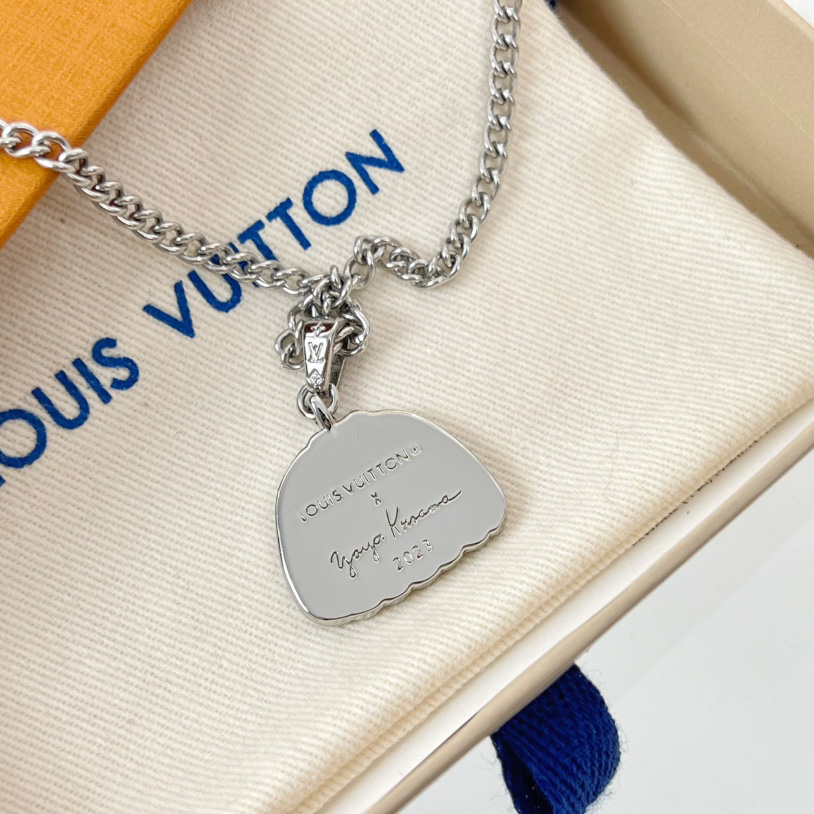 Louis Vuitton LV x YK Pumpkin Pendant    M01097 - DesignerGu