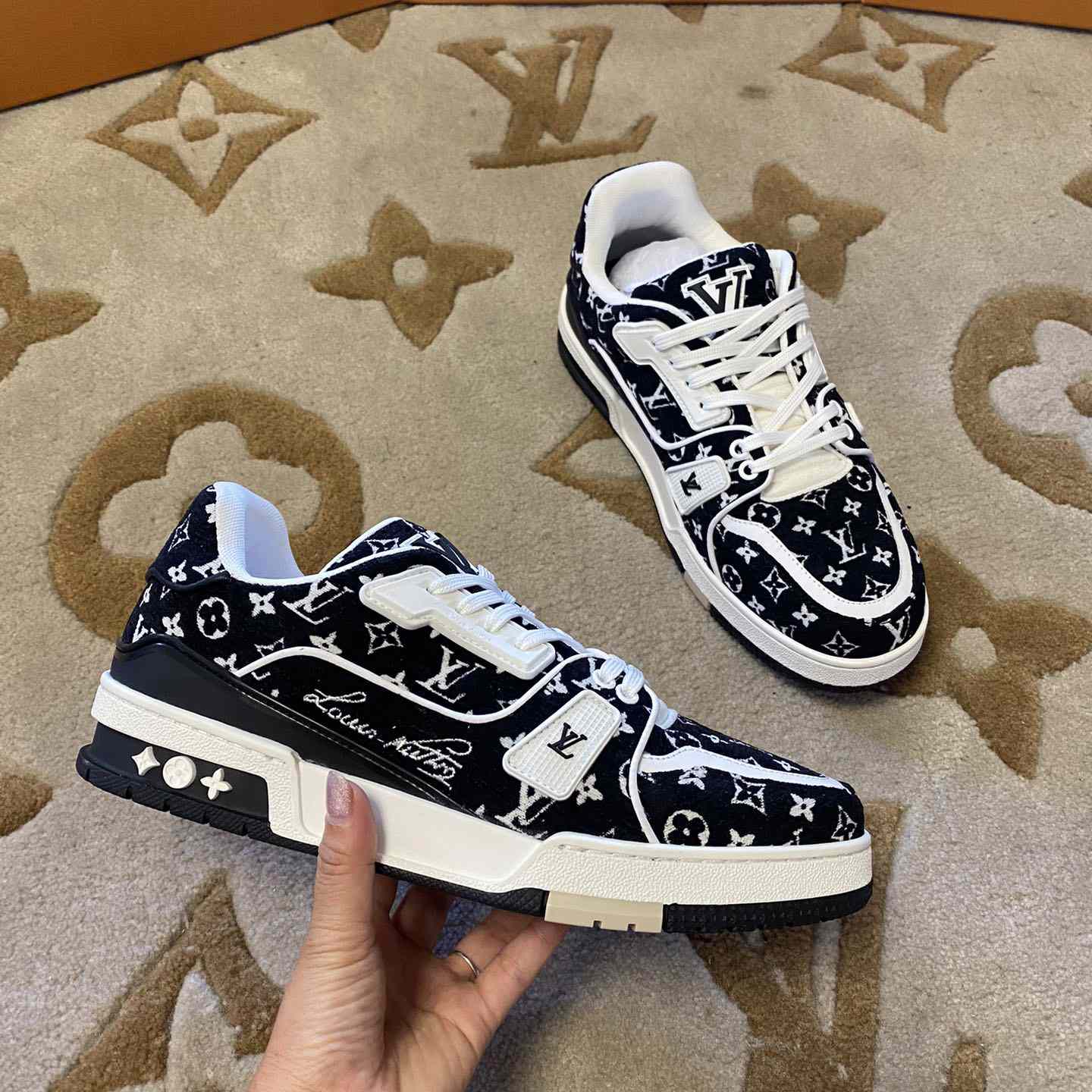 Louis Vuitton LV  Trainer Sneaker        - DesignerGu