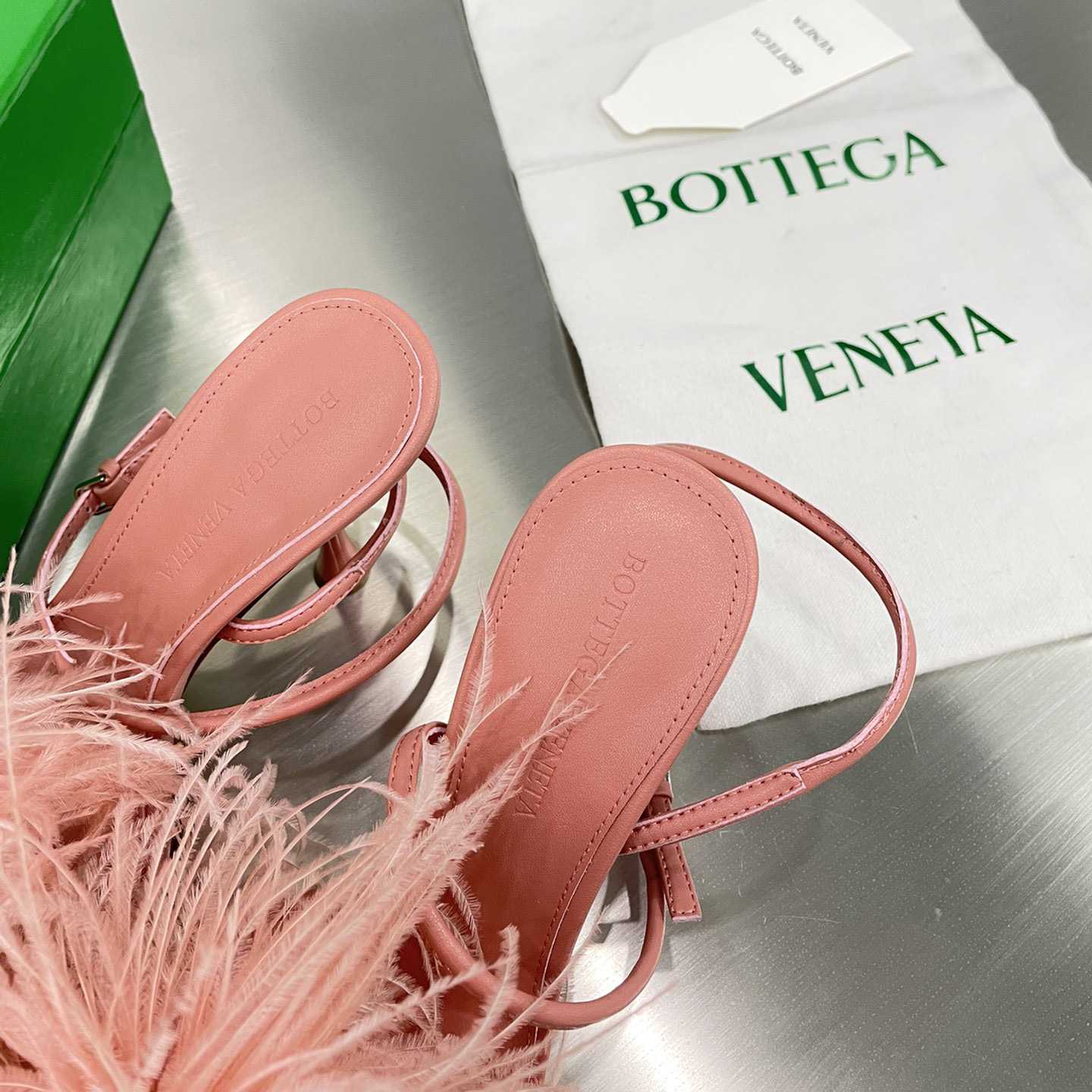 Bottega Veneta Pink Leather Sandal  - DesignerGu