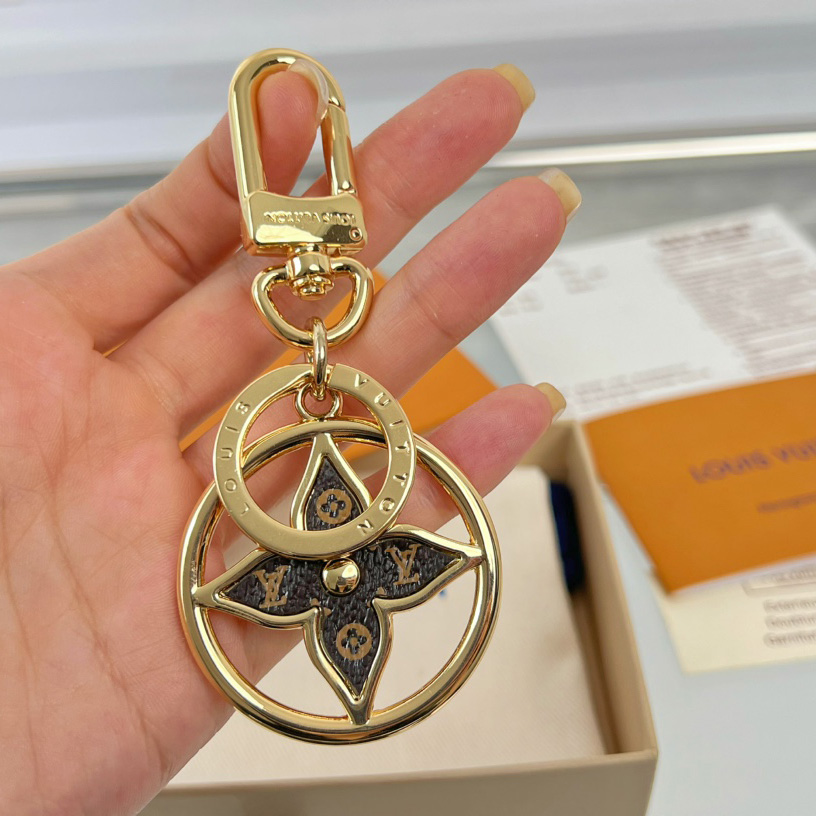 Louis Vuitton Puzzle Flower Monogram Keyring    M01207 - DesignerGu