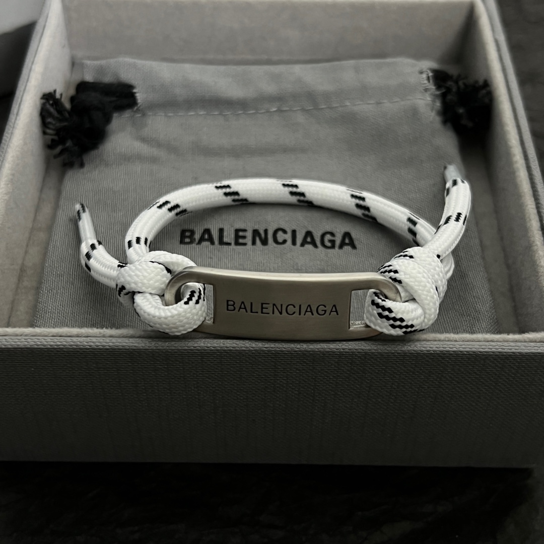 Balenciaga Plate Bracelet In White - DesignerGu