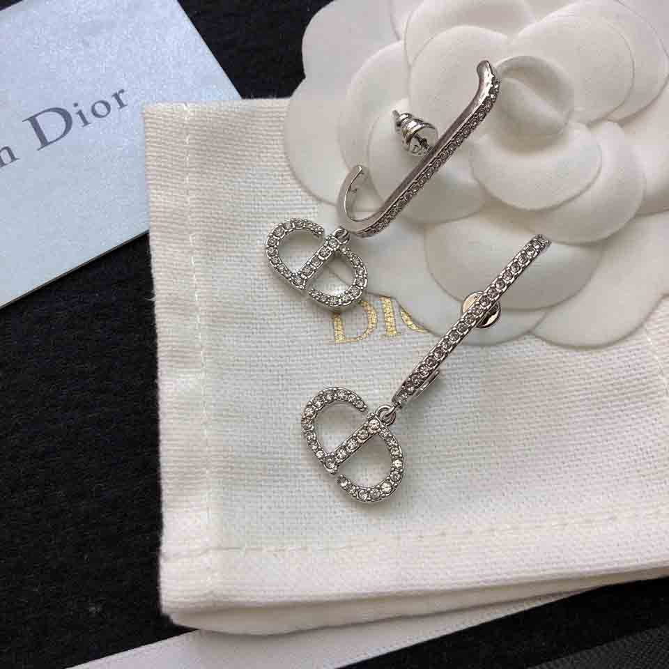 Dior 30 Montaigne Earrings - DesignerGu