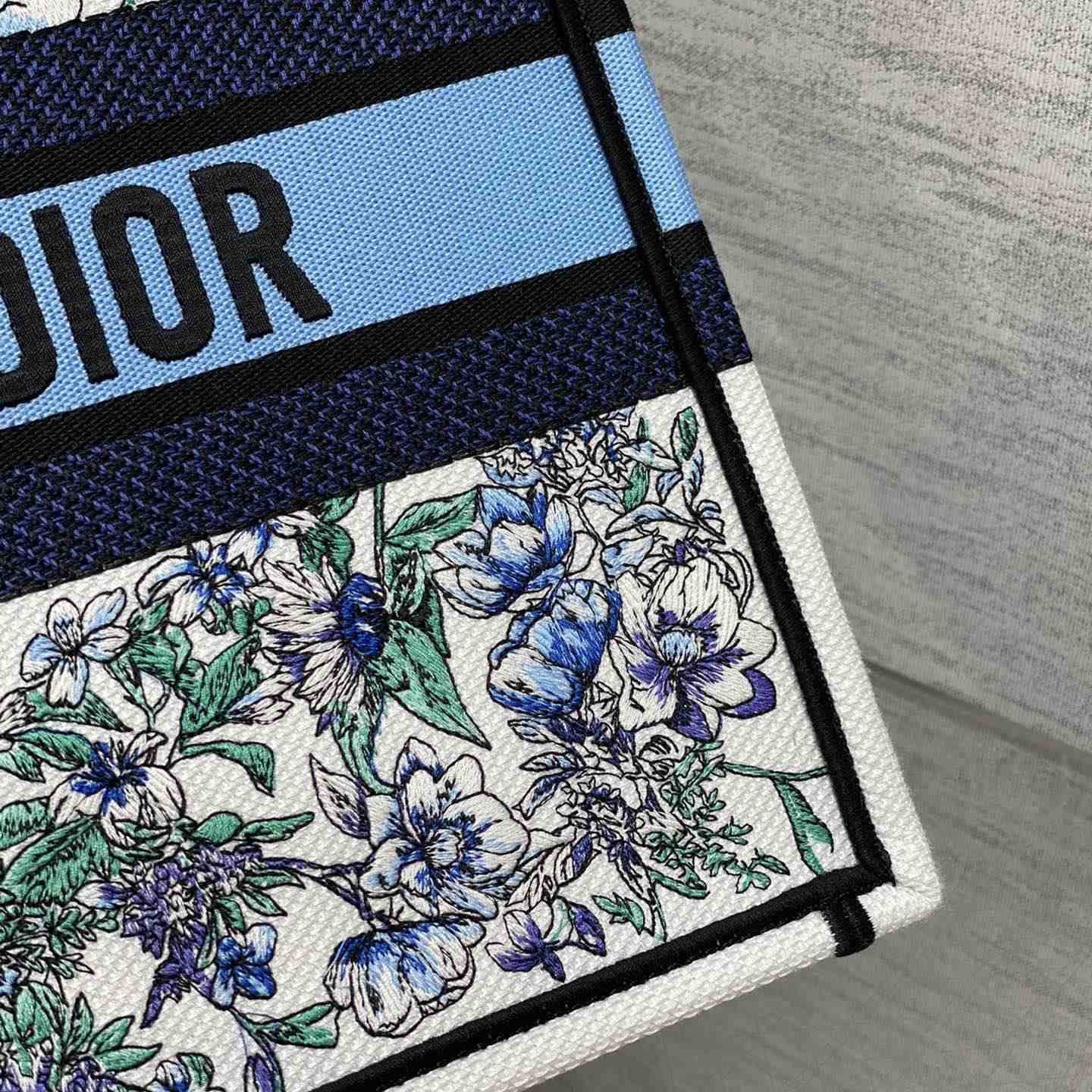 Dior Medium Dior Book Tote - DesignerGu