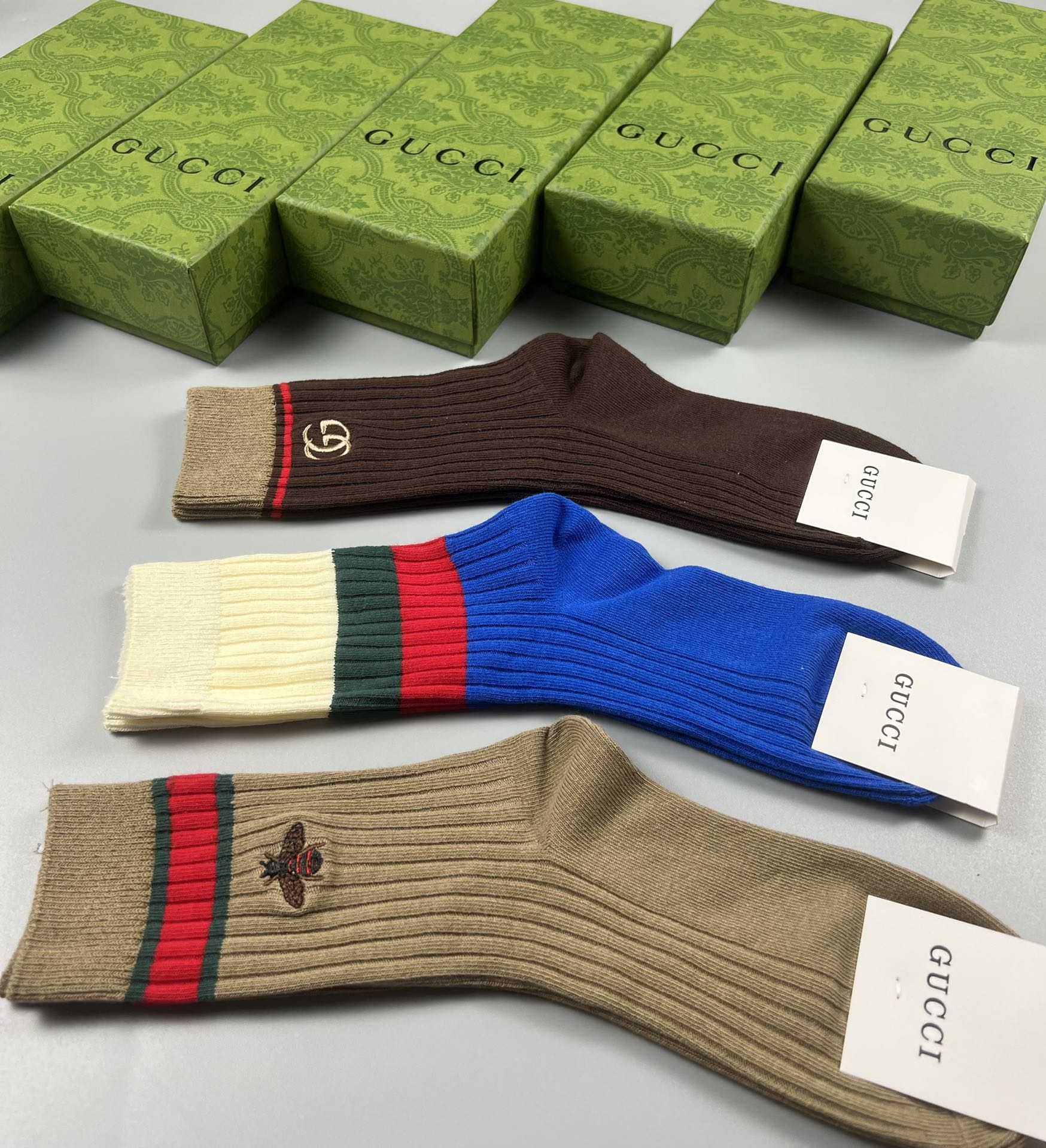 Gucci GG Socks/Box - DesignerGu