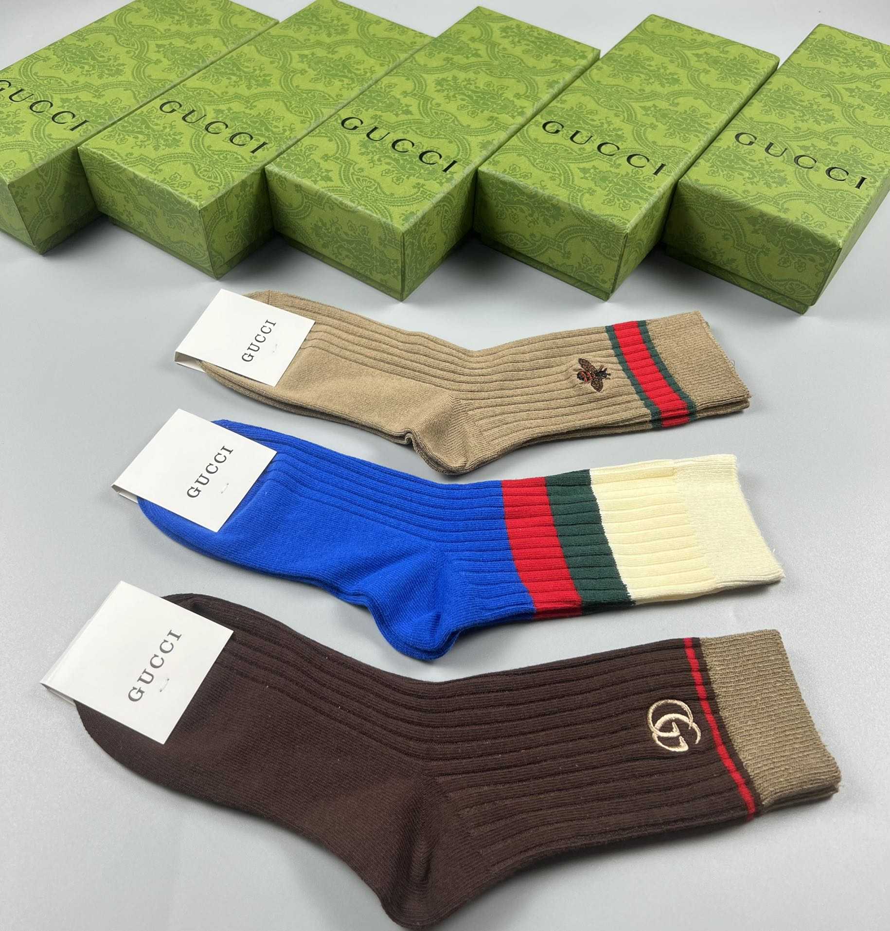 Gucci GG Socks/Box - DesignerGu