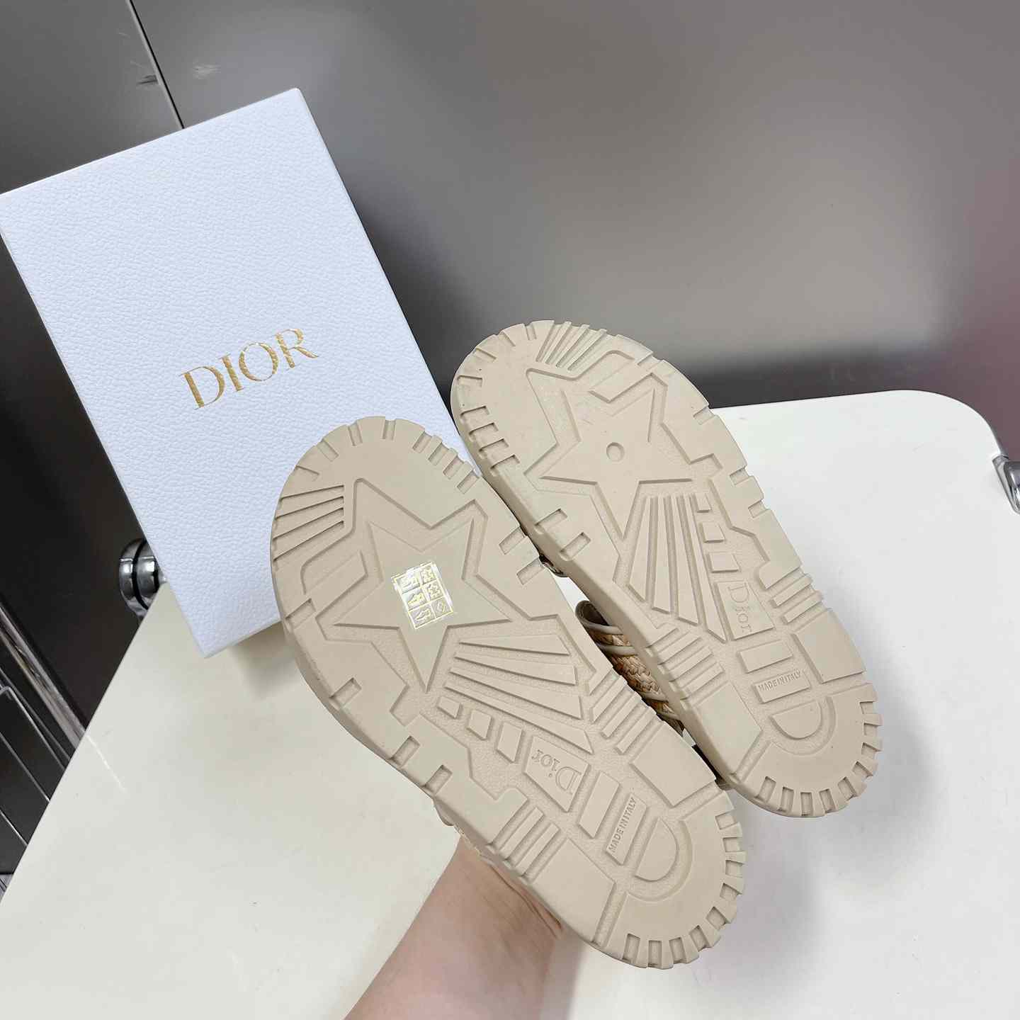 Dior Dioract Sandal - DesignerGu