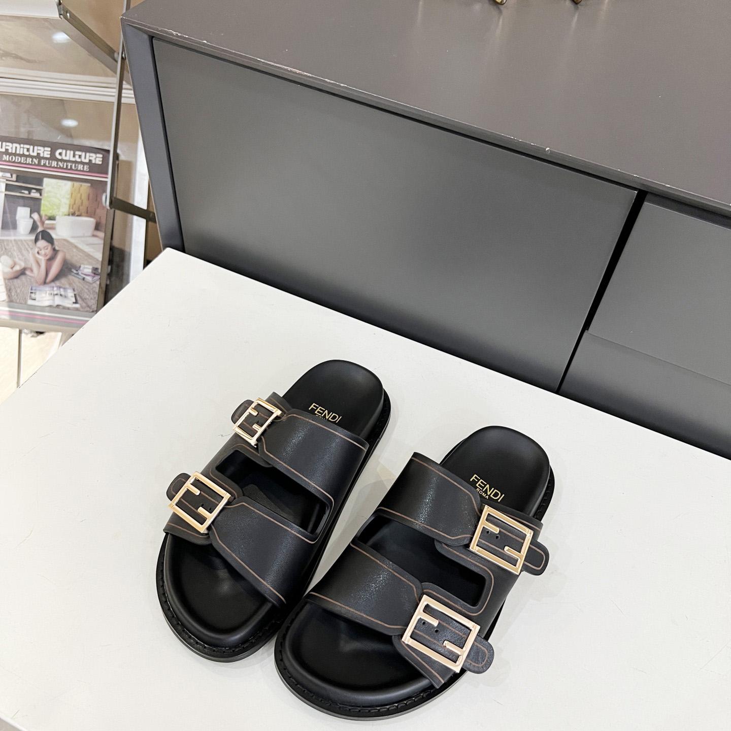 Fendi Feel Black Leather Slides - DesignerGu