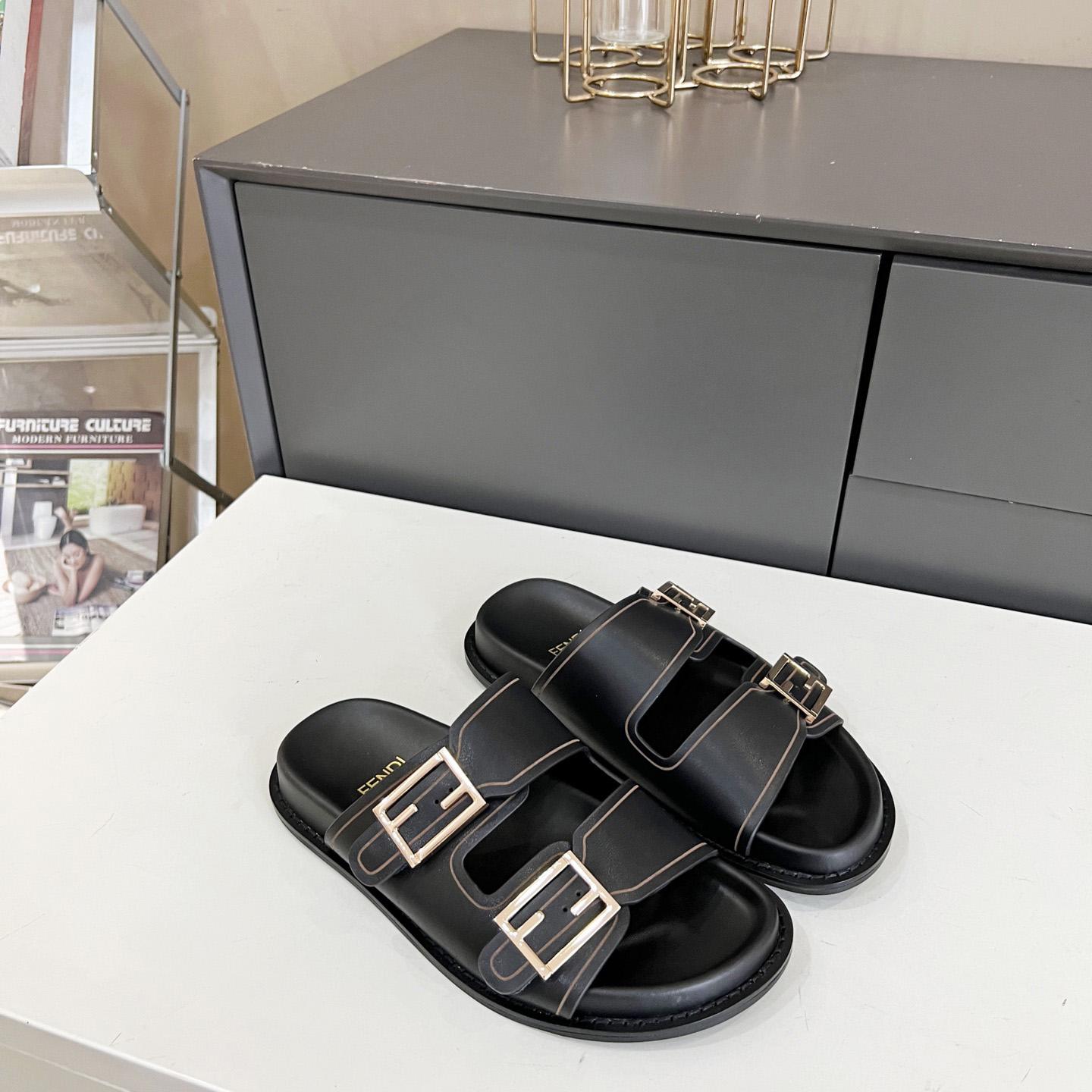Fendi Feel Black Leather Slides - DesignerGu