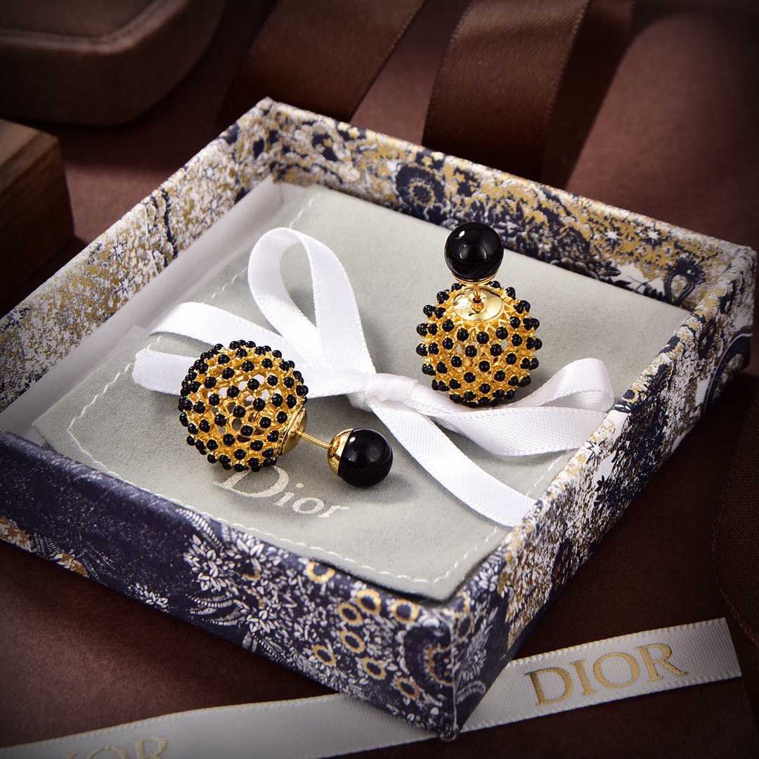 Dior Tribales Earrings - DesignerGu