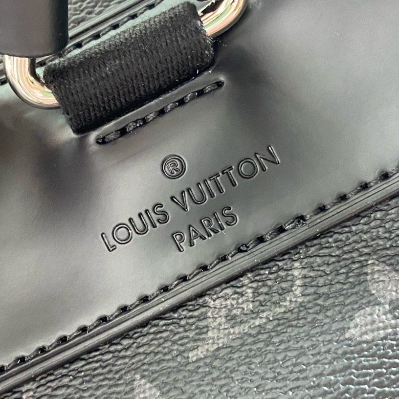 Louis Vuitton Monogram Montsouris Backpack(38 x 44 x 21cm)   M41379 - DesignerGu