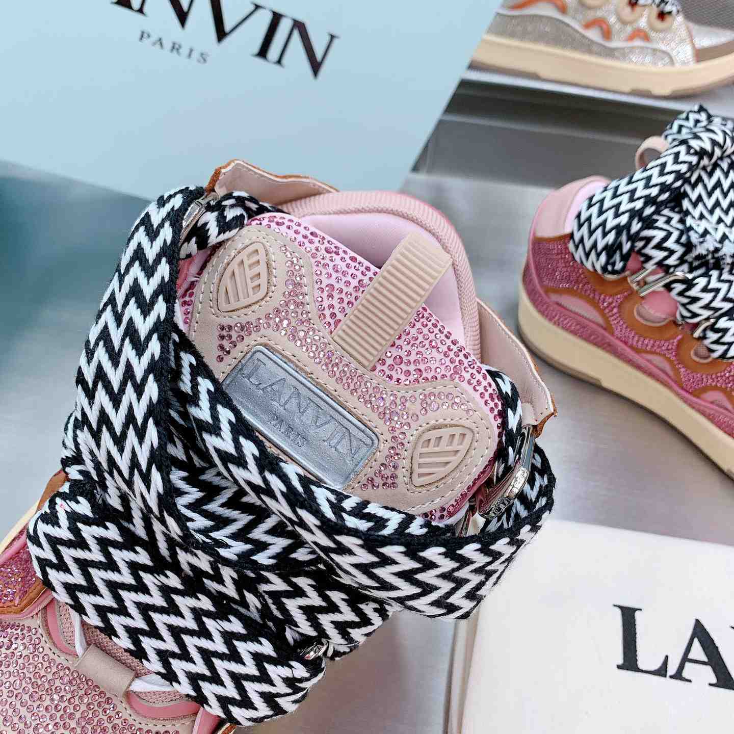 Lanvin Curb Low-top Sneakers - DesignerGu