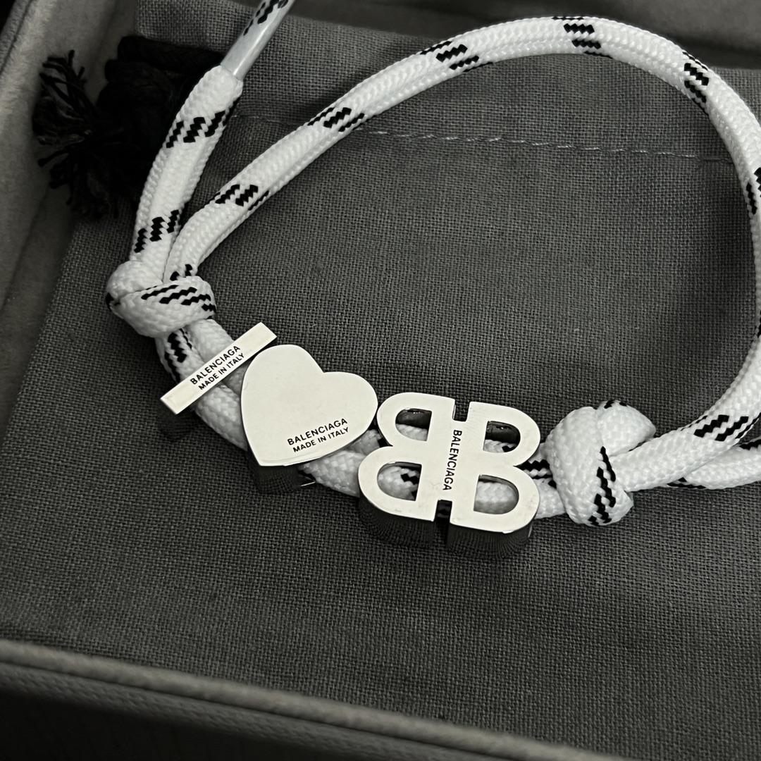 Balenciaga I <3 BB Bracelet In White - DesignerGu