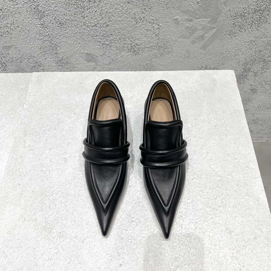 Bottega Veneta Spada Pump - DesignerGu