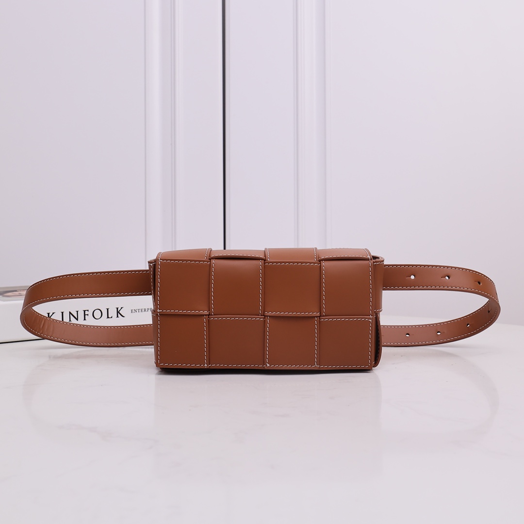 Bottega Veneta Cassette Belt Bag - DesignerGu