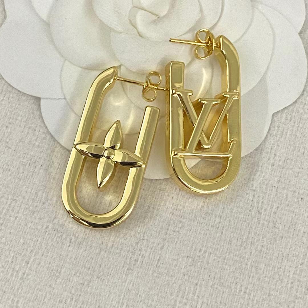 Louis Vuitton Hoop Earrings - DesignerGu