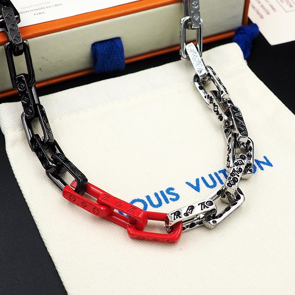 Louis Vuitton LV x YK Monogram Chain Necklace   M01087 - DesignerGu