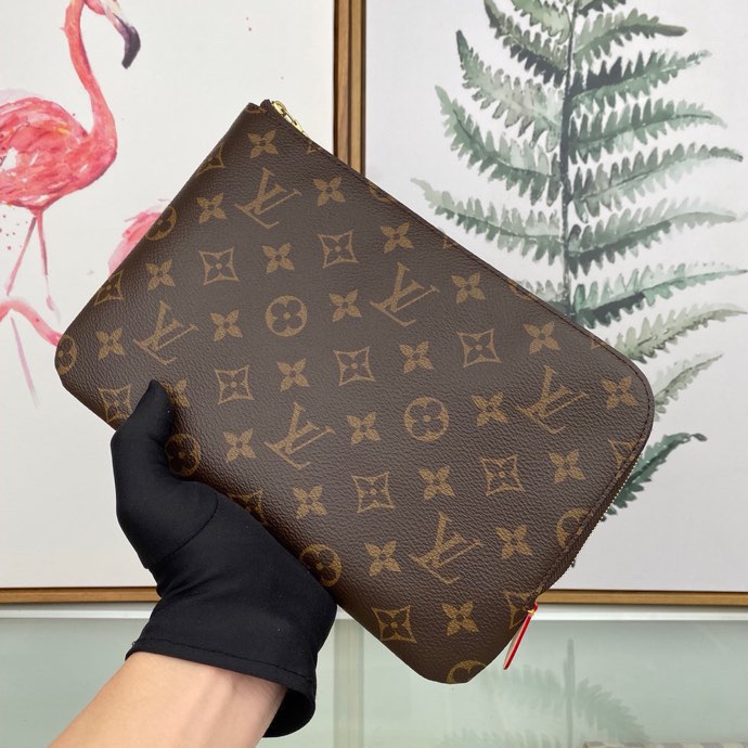 Louis Vuitton Monogram Pouch (24 x 1 x 17cm)M44191 - DesignerGu