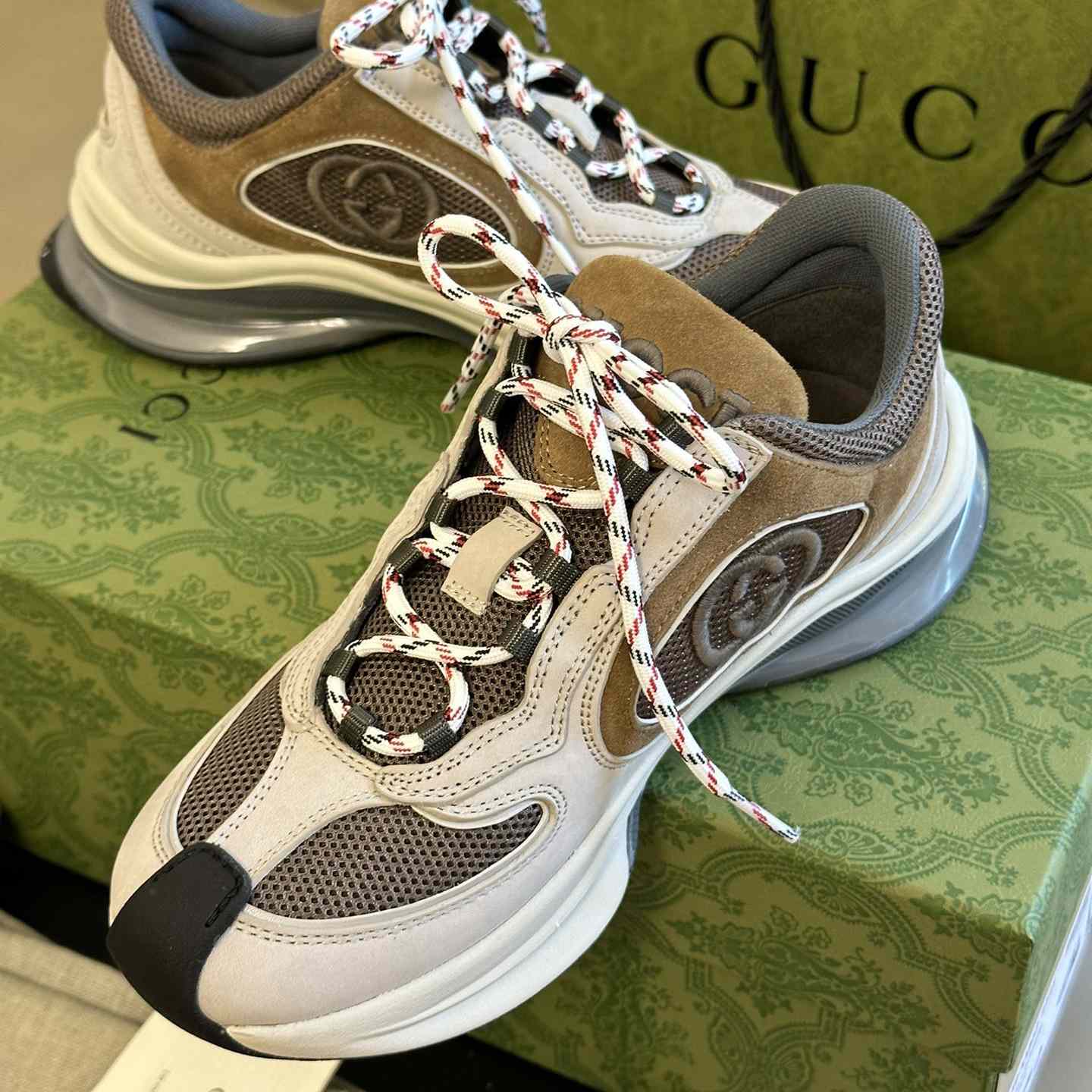 Gucci Run Sneaker - DesignerGu