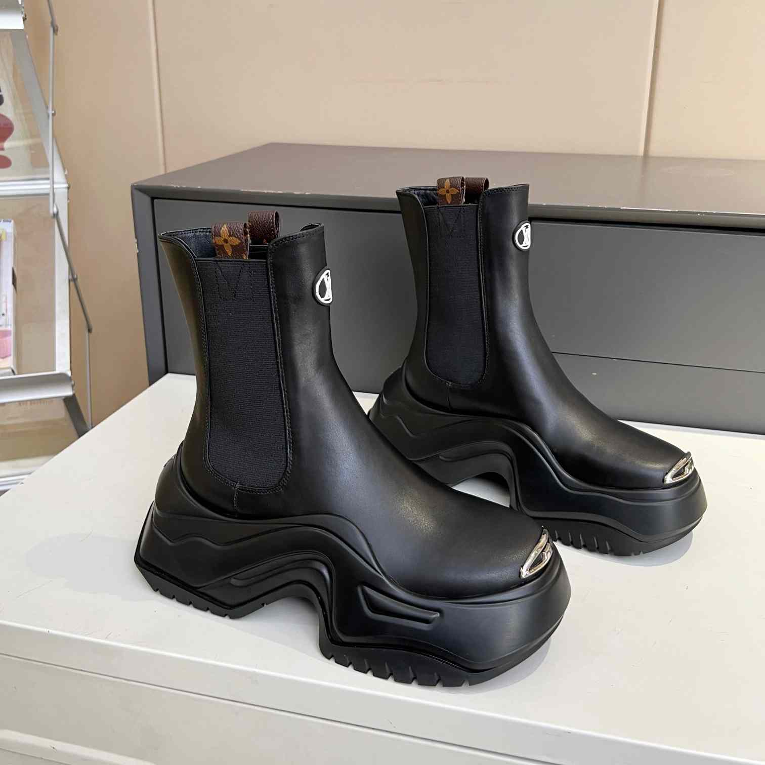 Louis Vuitton LV Archlight 2.0 Platform Ankle Boot - DesignerGu