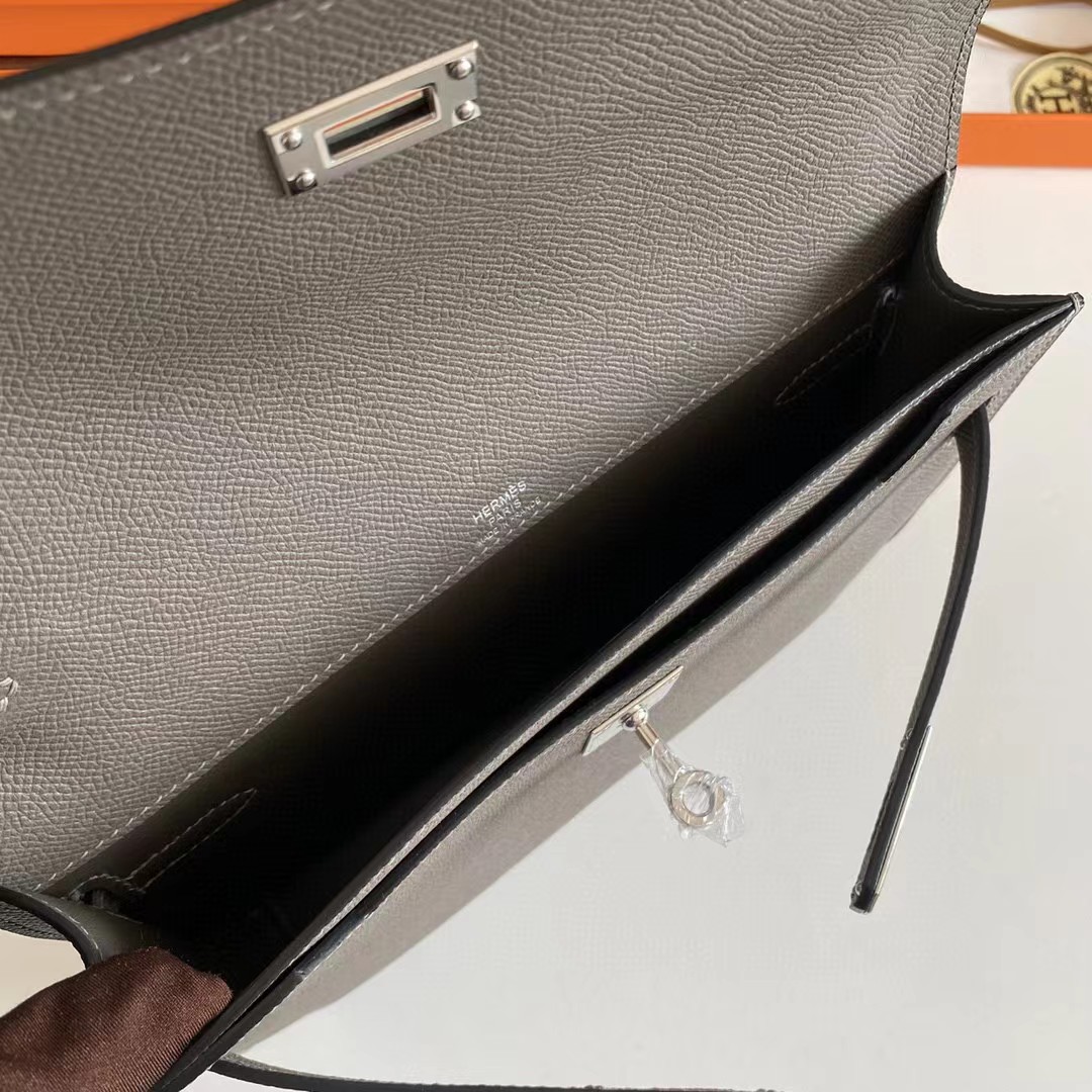 Hermes Kelly Dépêches Leather Bag (25-19-5cm) - DesignerGu