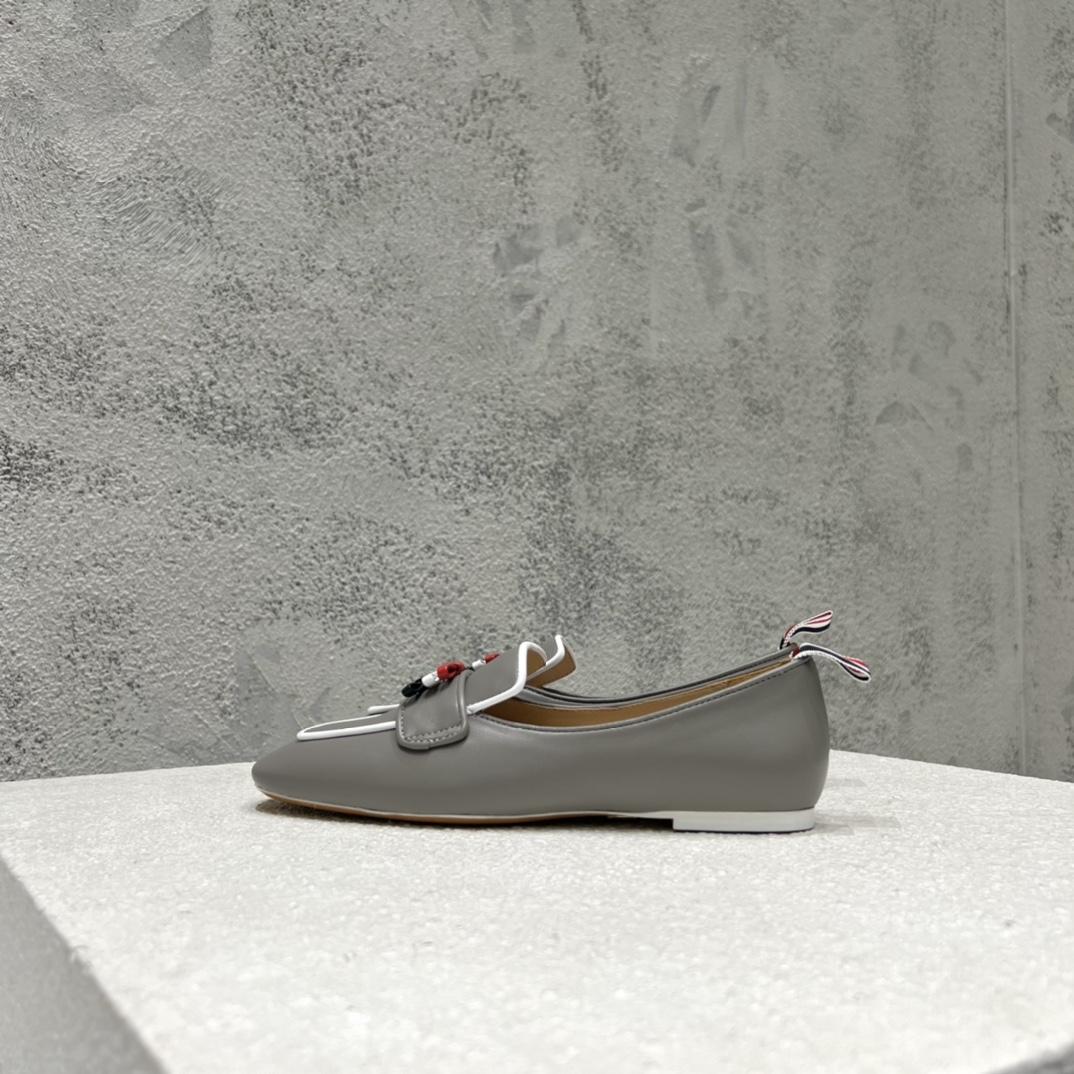 Thom Browne Bow-detail Flat Loafers - DesignerGu