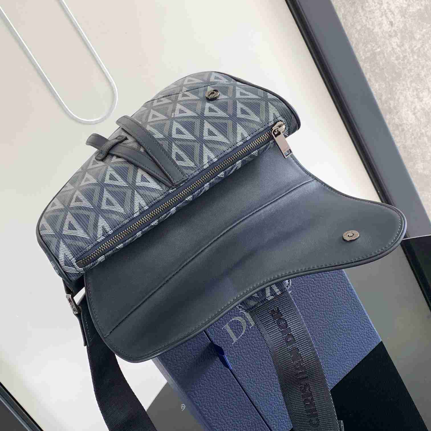 Dior Saddle Bag - DesignerGu