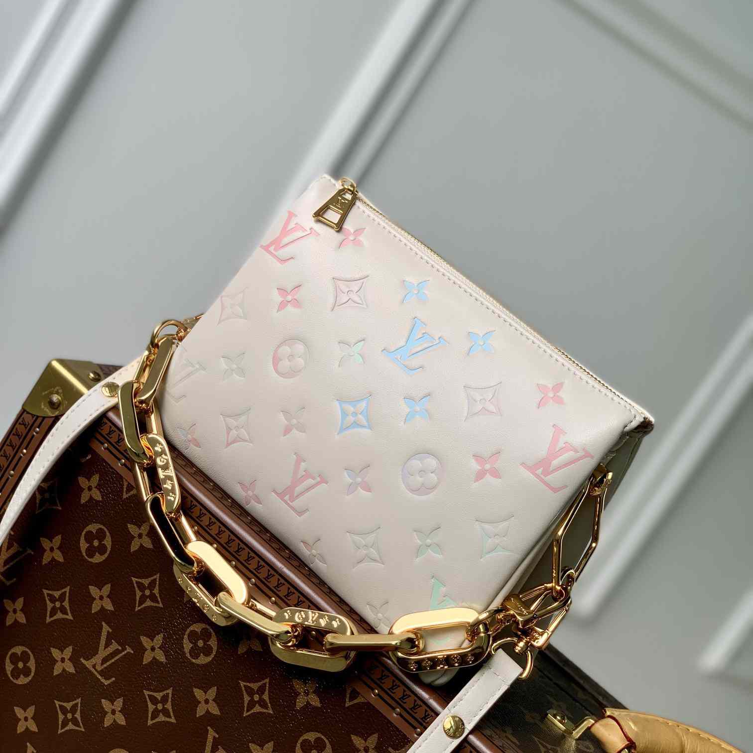 Louis Vuitton Coussin Bag (21-16-7cm)    M22993 - DesignerGu