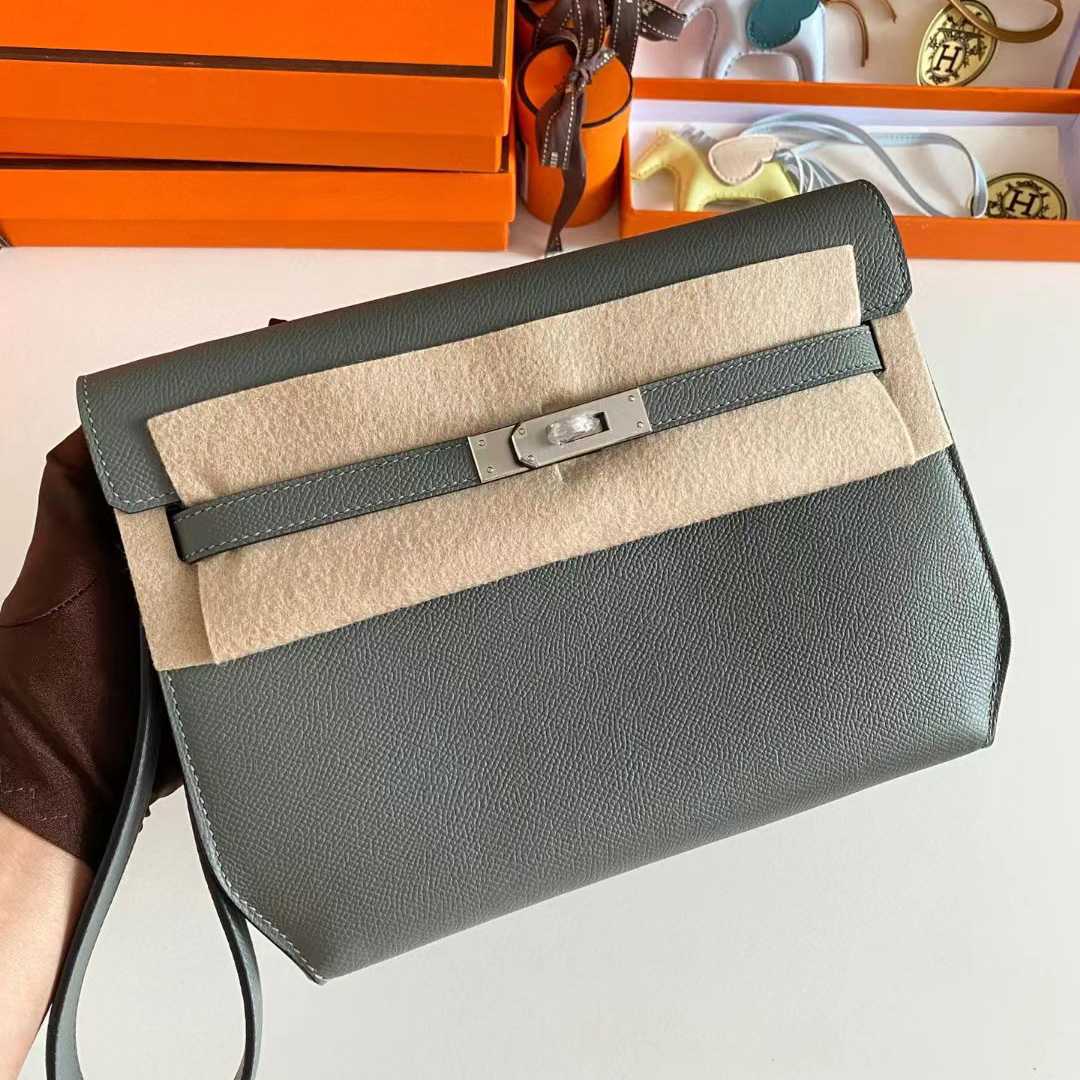 Hermes Kelly Dépêches Leather Bag (25-19-5cm) - DesignerGu