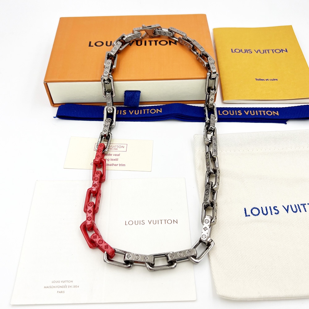 Louis Vuitton Monogram Chain Necklace  - DesignerGu