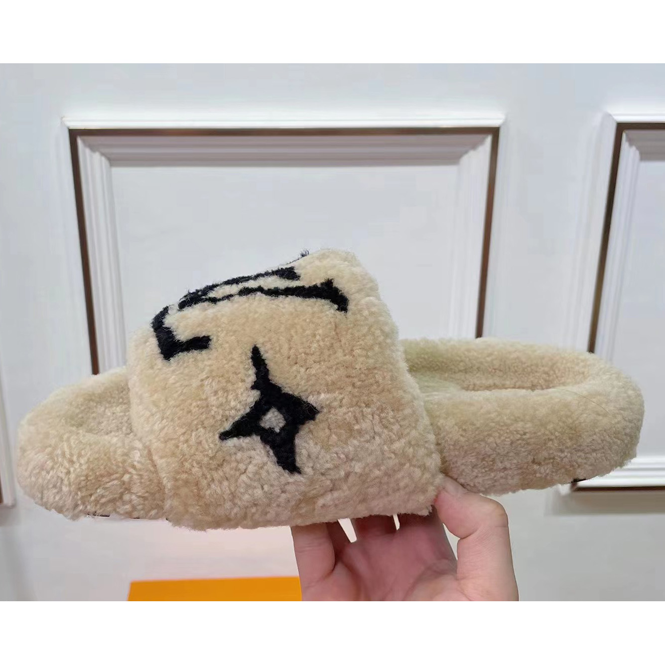 Louis Vuitton Shearling Slides - DesignerGu