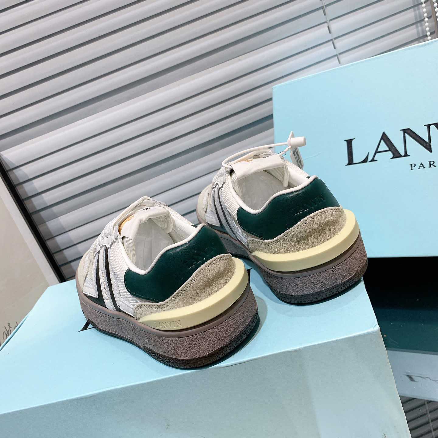 Lanvin Clay Low-Top Sneakers - DesignerGu