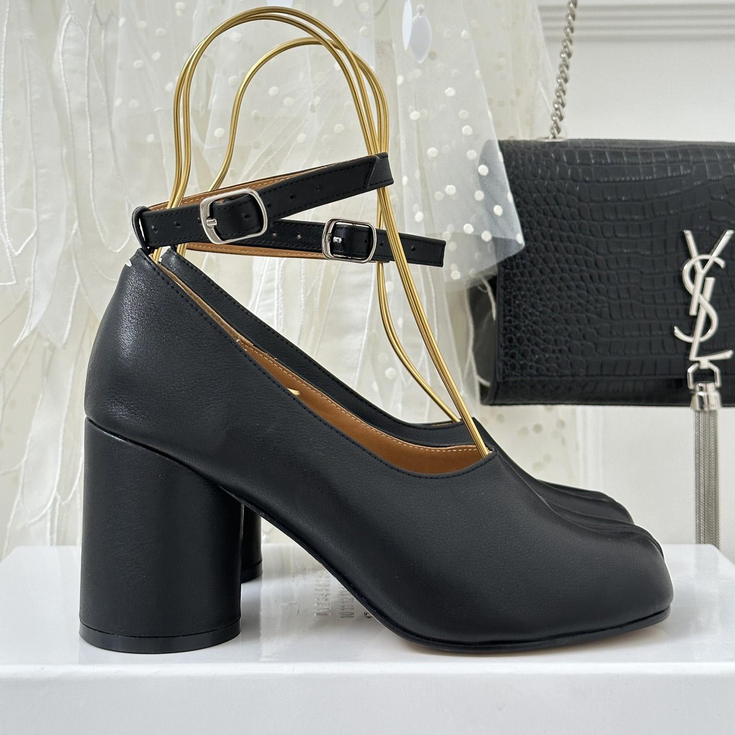 Maison Margiela Tabi Ankle-strap Pumps - DesignerGu