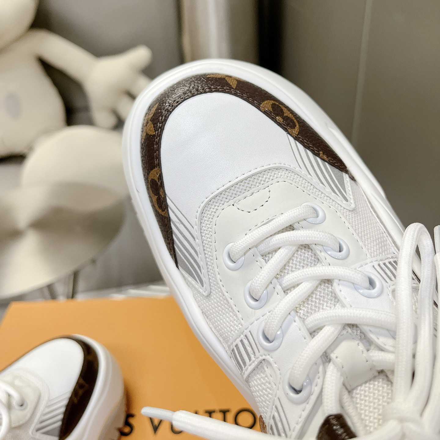 Louis Vuitton LV Archlight 2.0 Platform Sneaker    1ABIHJ - DesignerGu