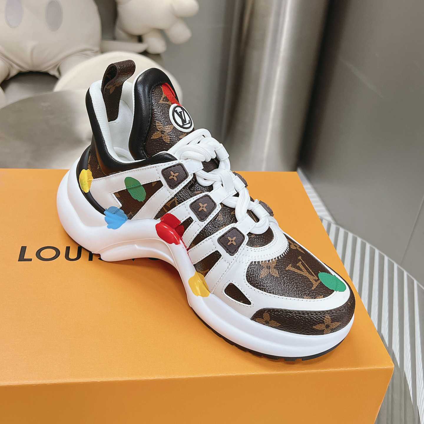 Louis Vuitton LV x YK LV Archlight Sneaker   1AB9R4 - DesignerGu