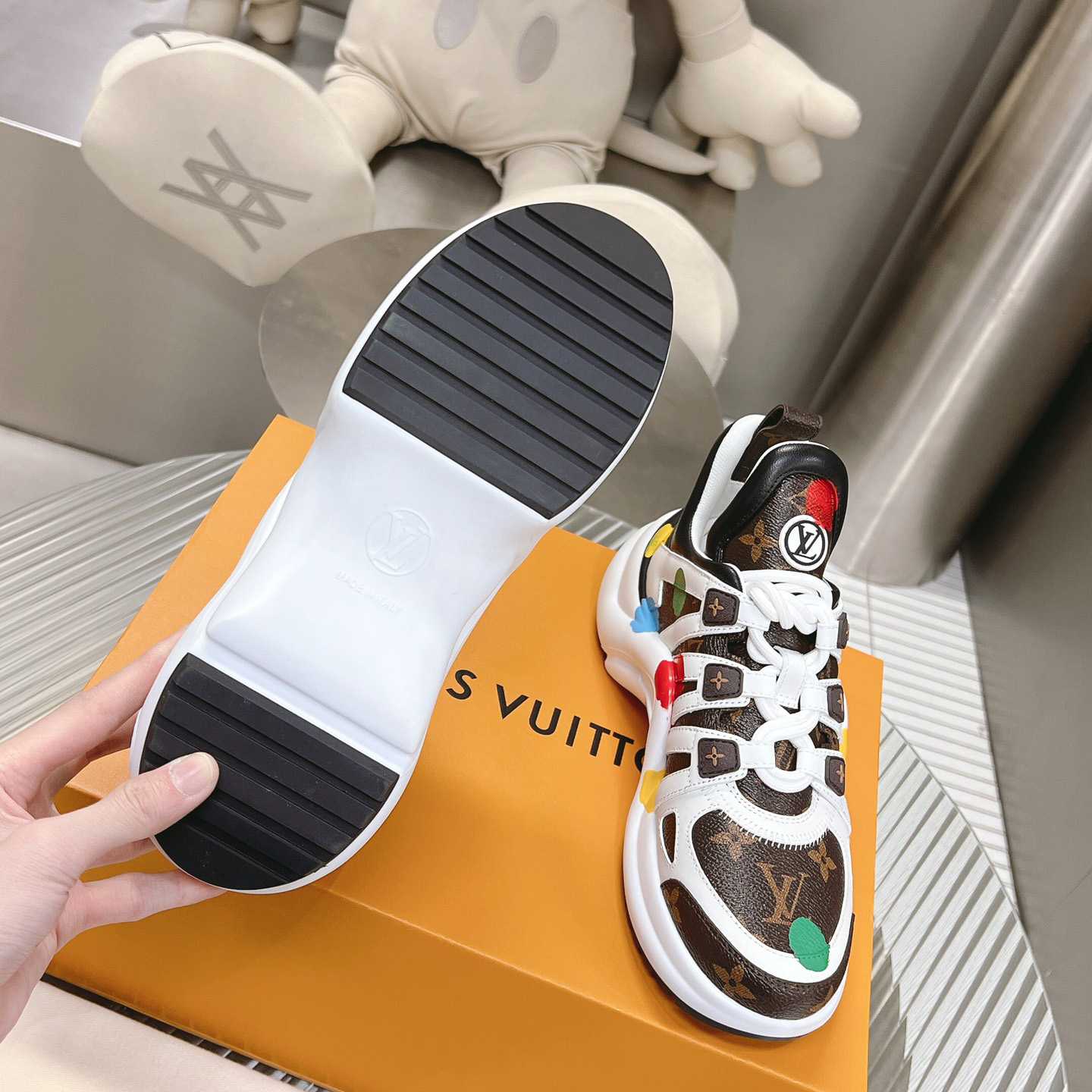 Louis Vuitton LV x YK LV Archlight Sneaker   1AB9R4 - DesignerGu