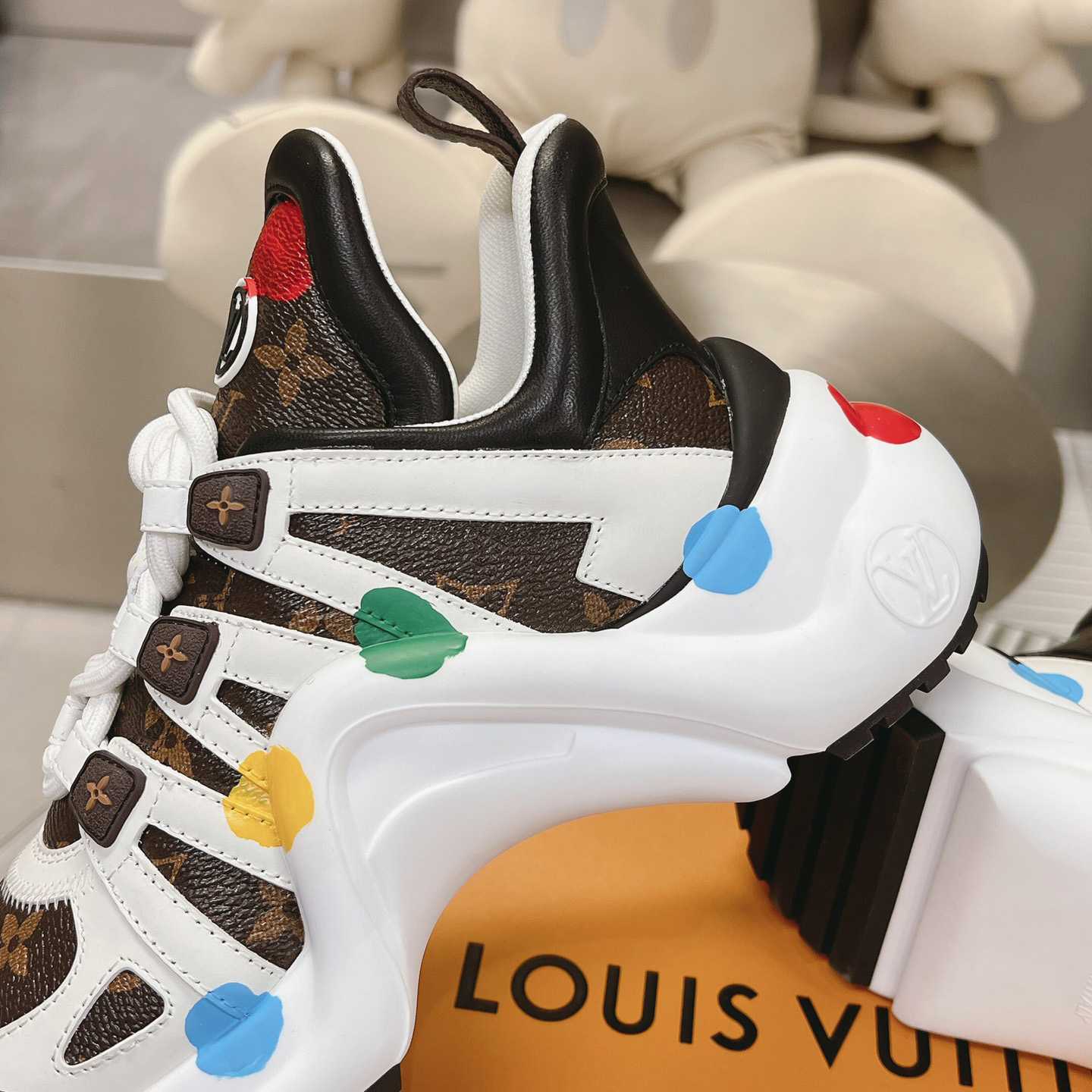 Louis Vuitton LV x YK LV Archlight Sneaker   1AB9R4 - DesignerGu