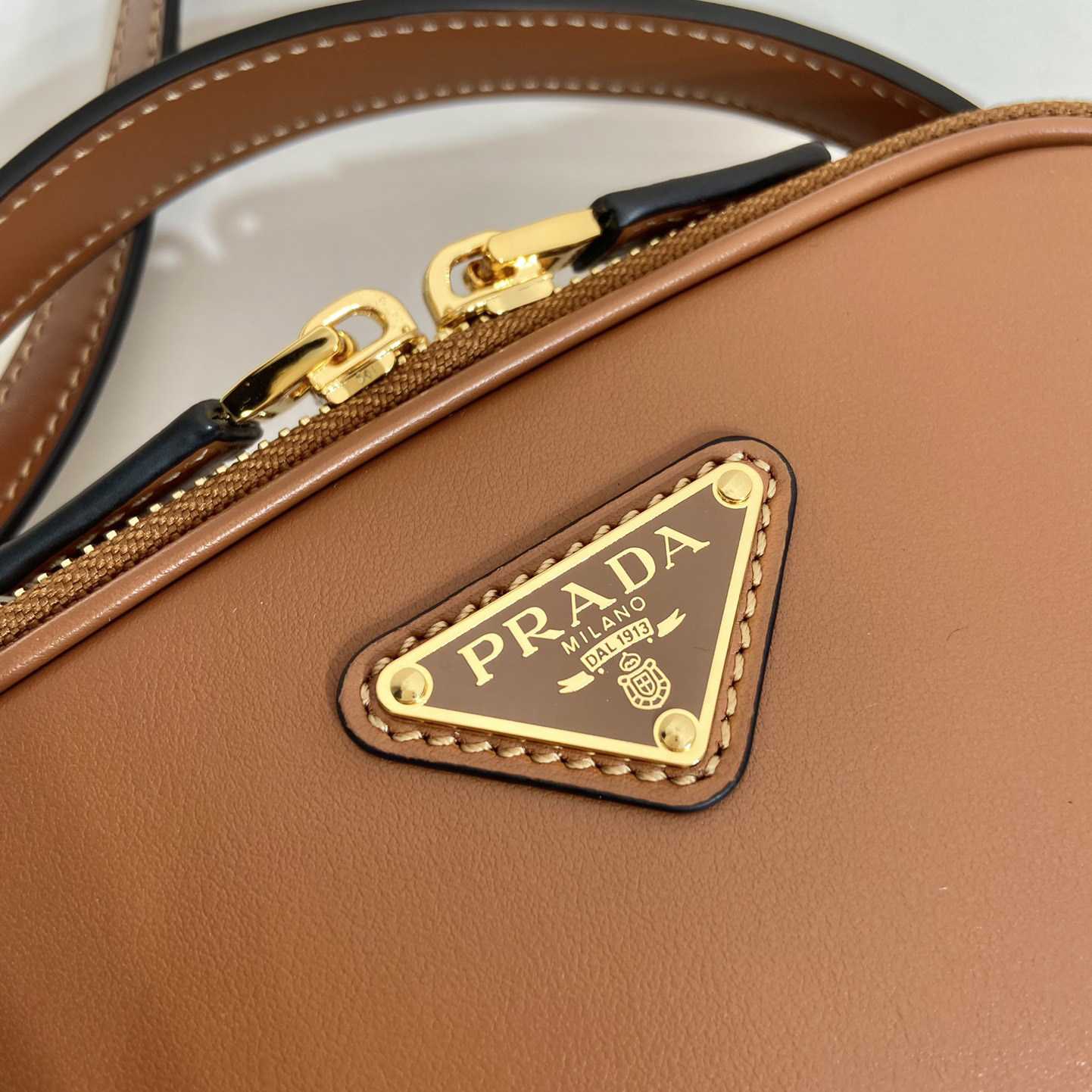 Prada Odette Leather Mini-bag - DesignerGu