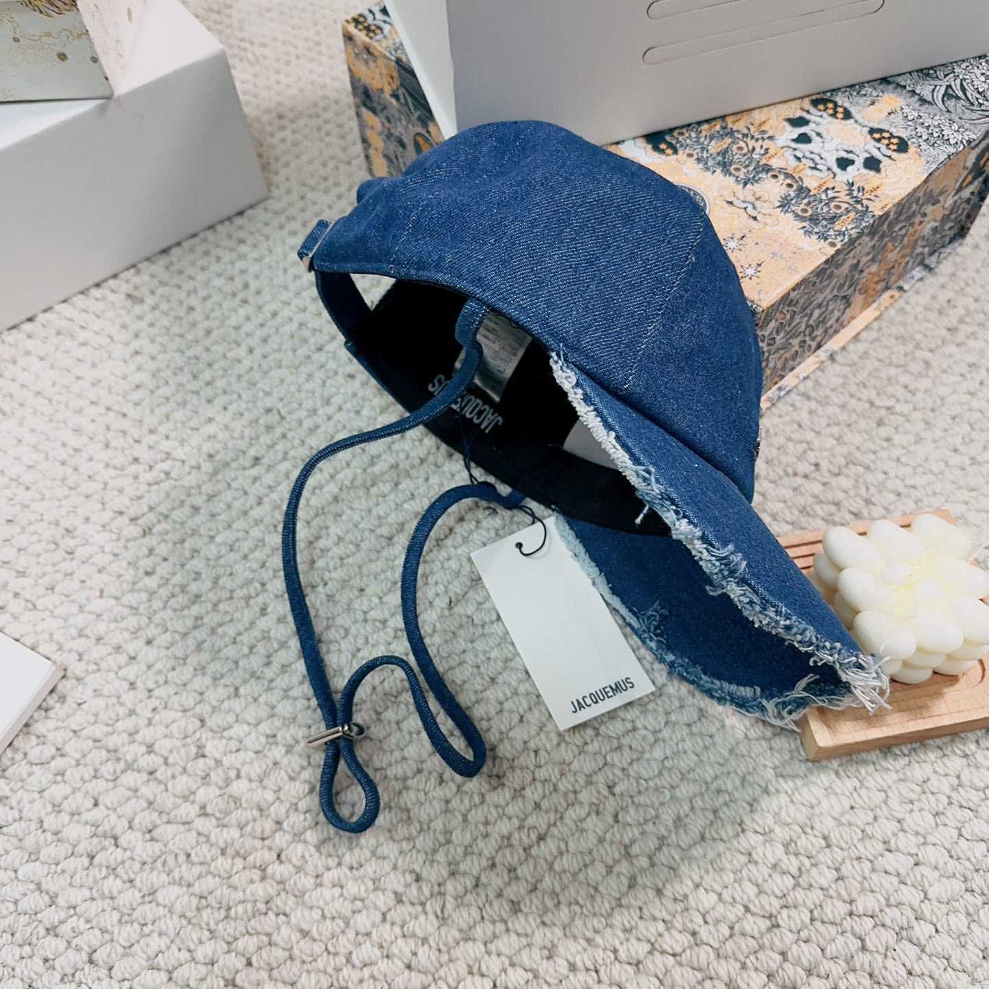 Jacquemus Blue Artichaut Embellished Frayed Denim Baseball Cap - DesignerGu