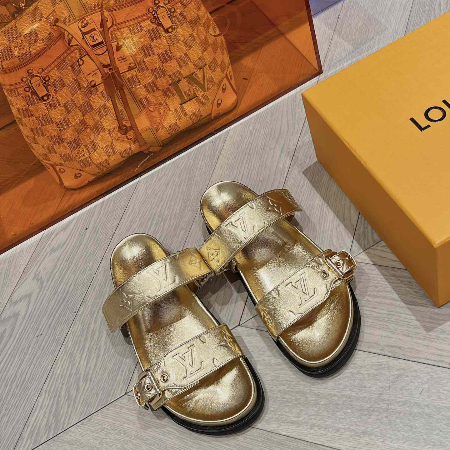Louis Vuitton Bom Dia Flat Comfort Mules    - DesignerGu