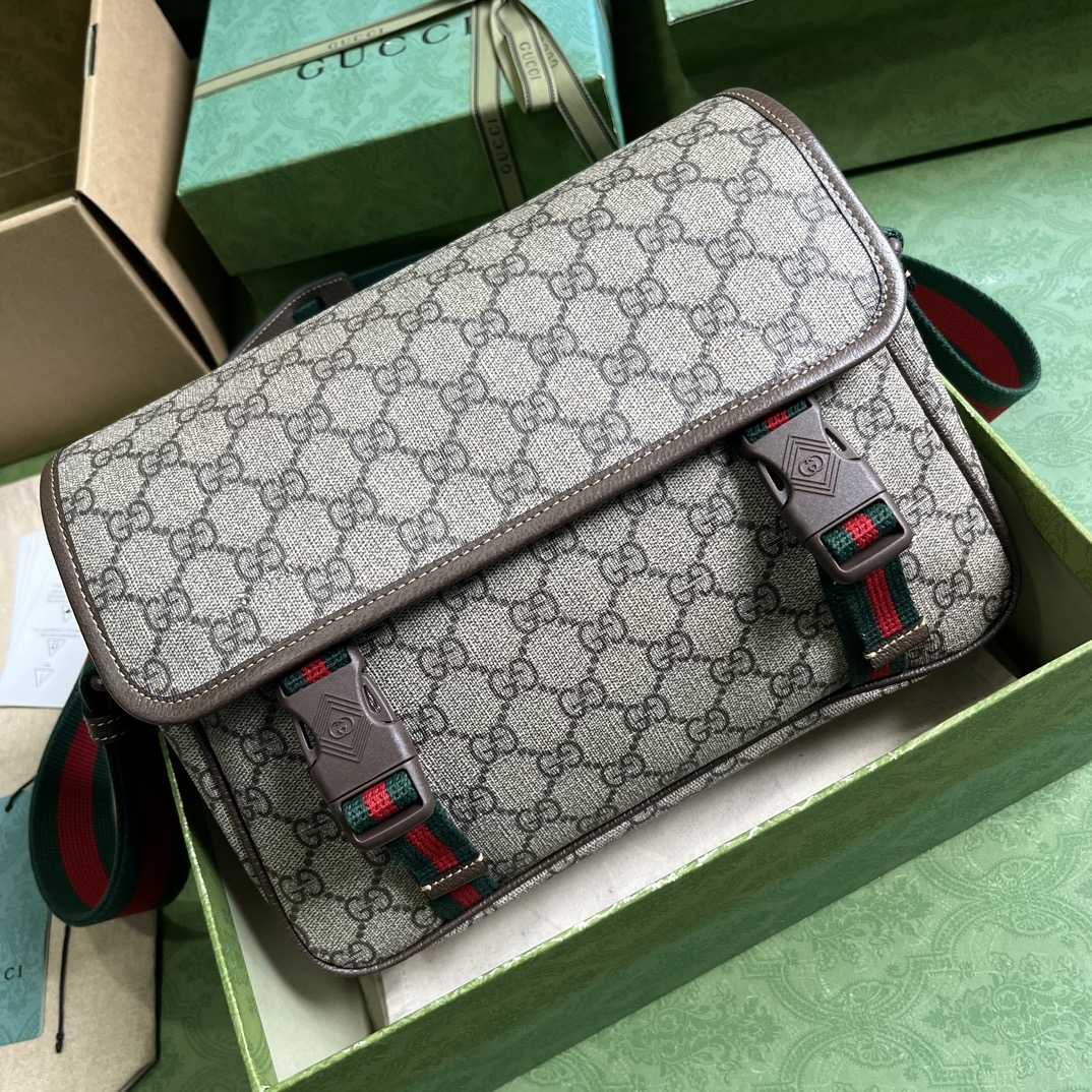 Gucci GG Messenger Bag - DesignerGu