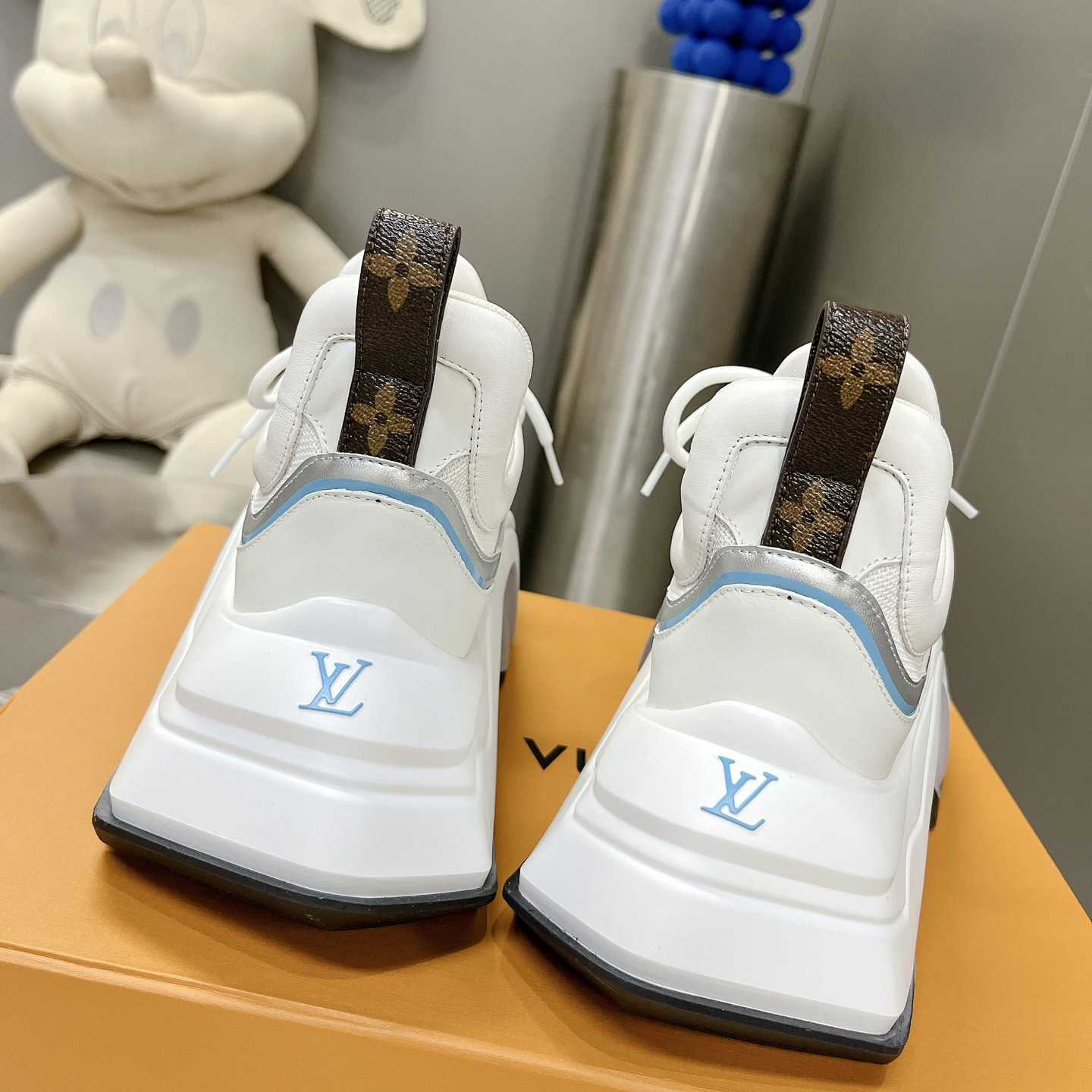 Louis Vuitton LV Archlight 2.0 Platform Sneaker    1ABI0L - DesignerGu