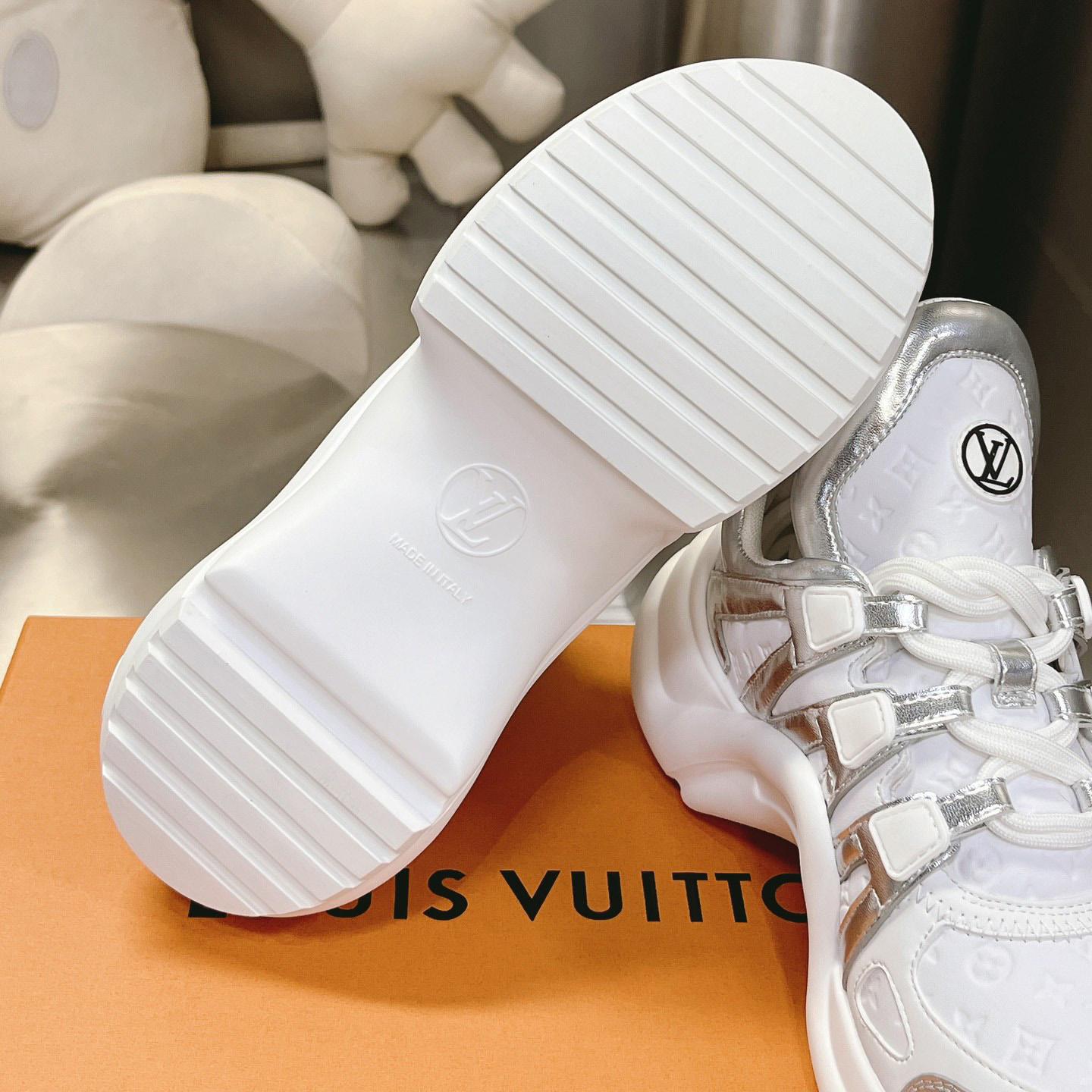 Louis Vuitton LV Archlight Sneaker     1ABVFN - DesignerGu