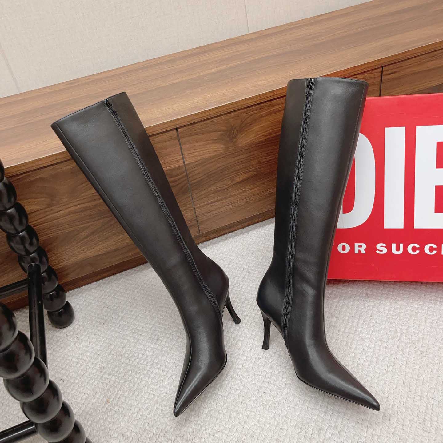 Diesel D-Venus HBT - Leather Boots With Oval D Plaque - DesignerGu