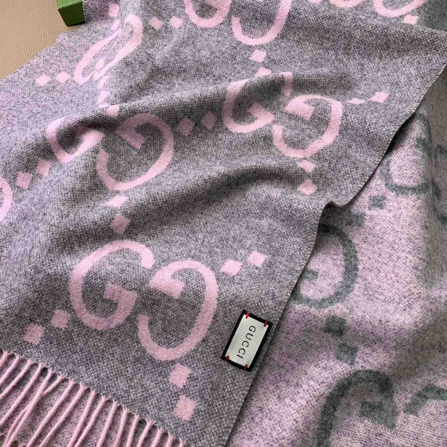 Gucci GG Cashmere Jacquard Scarf - DesignerGu