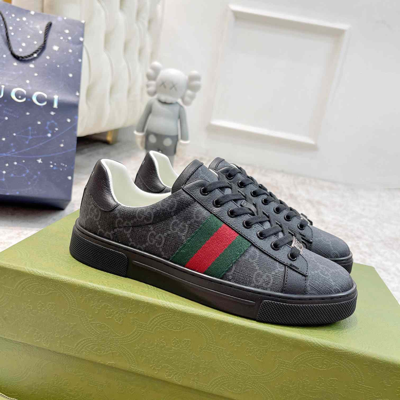 Gucci Ace Sneaker With Web - DesignerGu