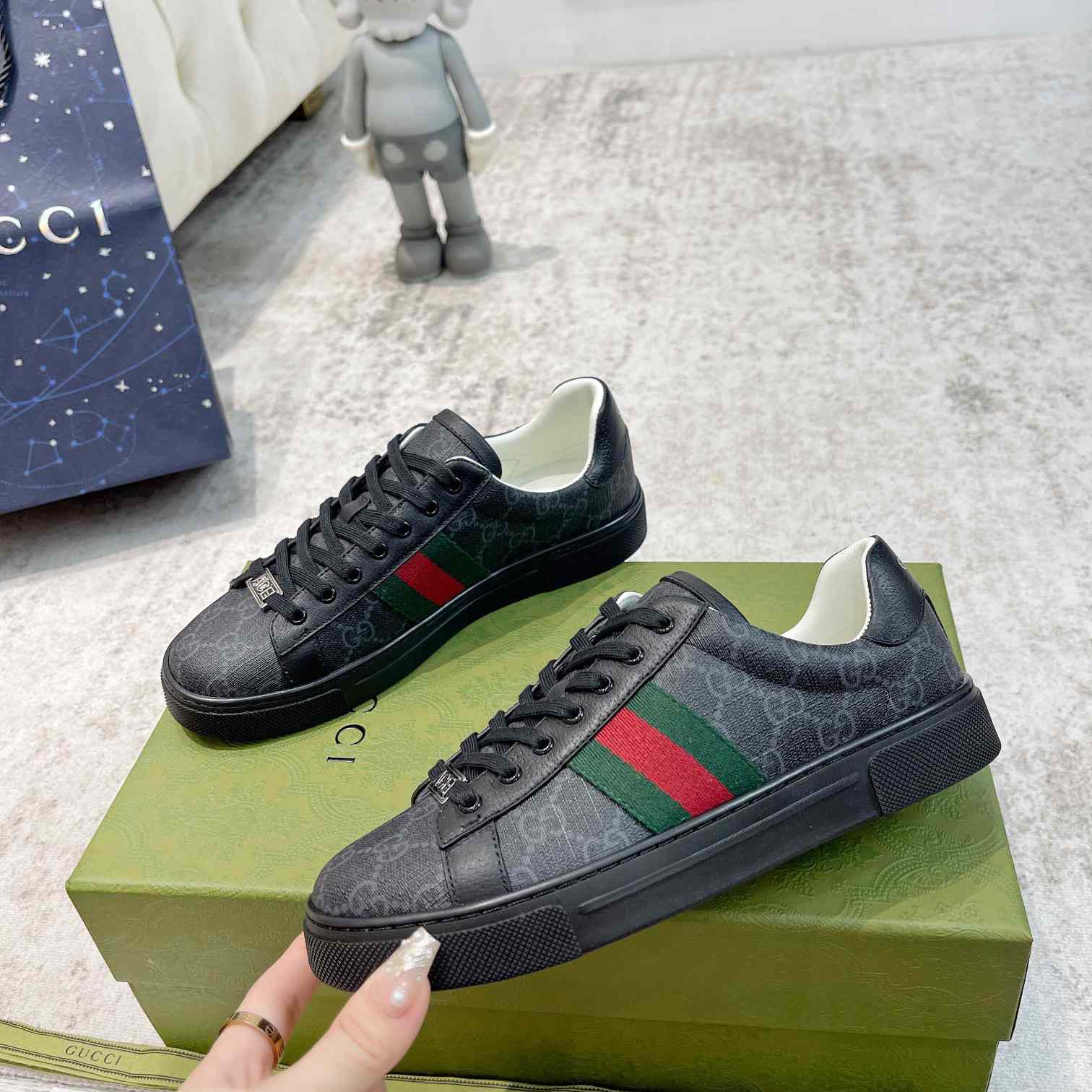 Gucci Ace Sneaker With Web - DesignerGu