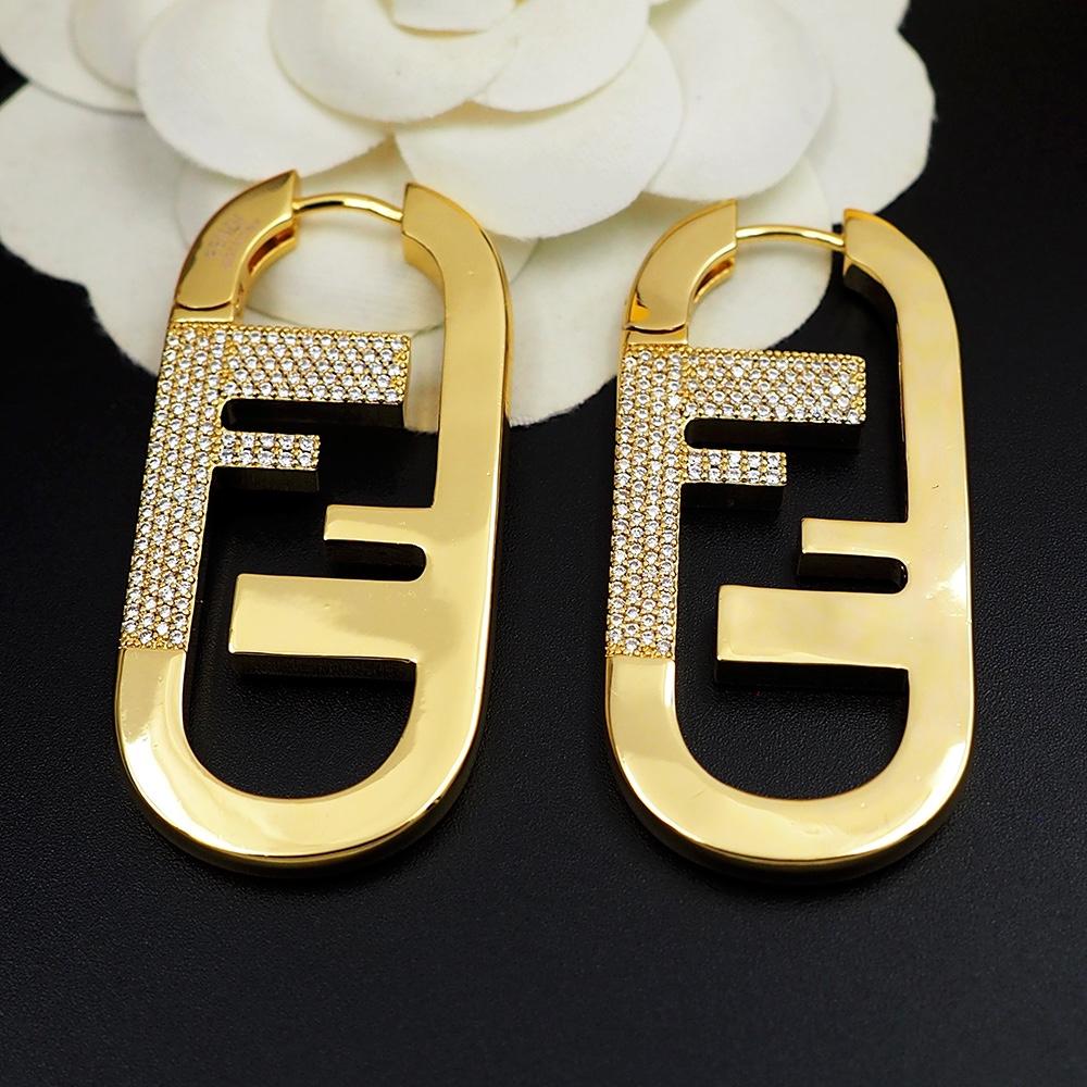 Fendi O’Lock Single Earring - DesignerGu